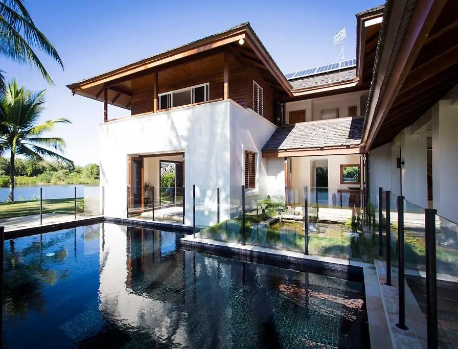 22 Ruby Close - Lakeside Home In Port Douglas Holiday home