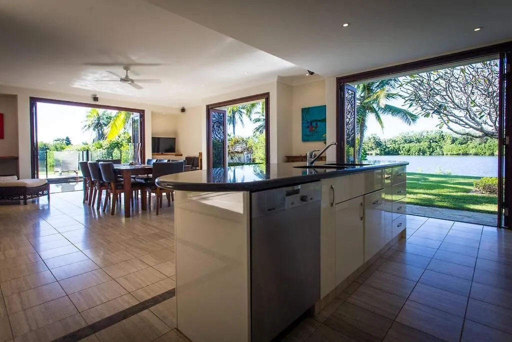 22 Ruby Close - Lakeside Home In Port Douglas 0*,