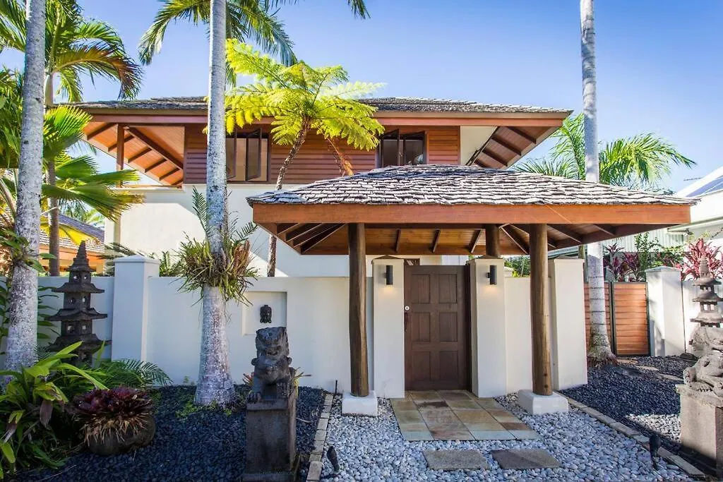 22 Ruby Close - Lakeside Home In Port Douglas