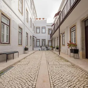 Charming In Private At Graca Apartment Lisbon